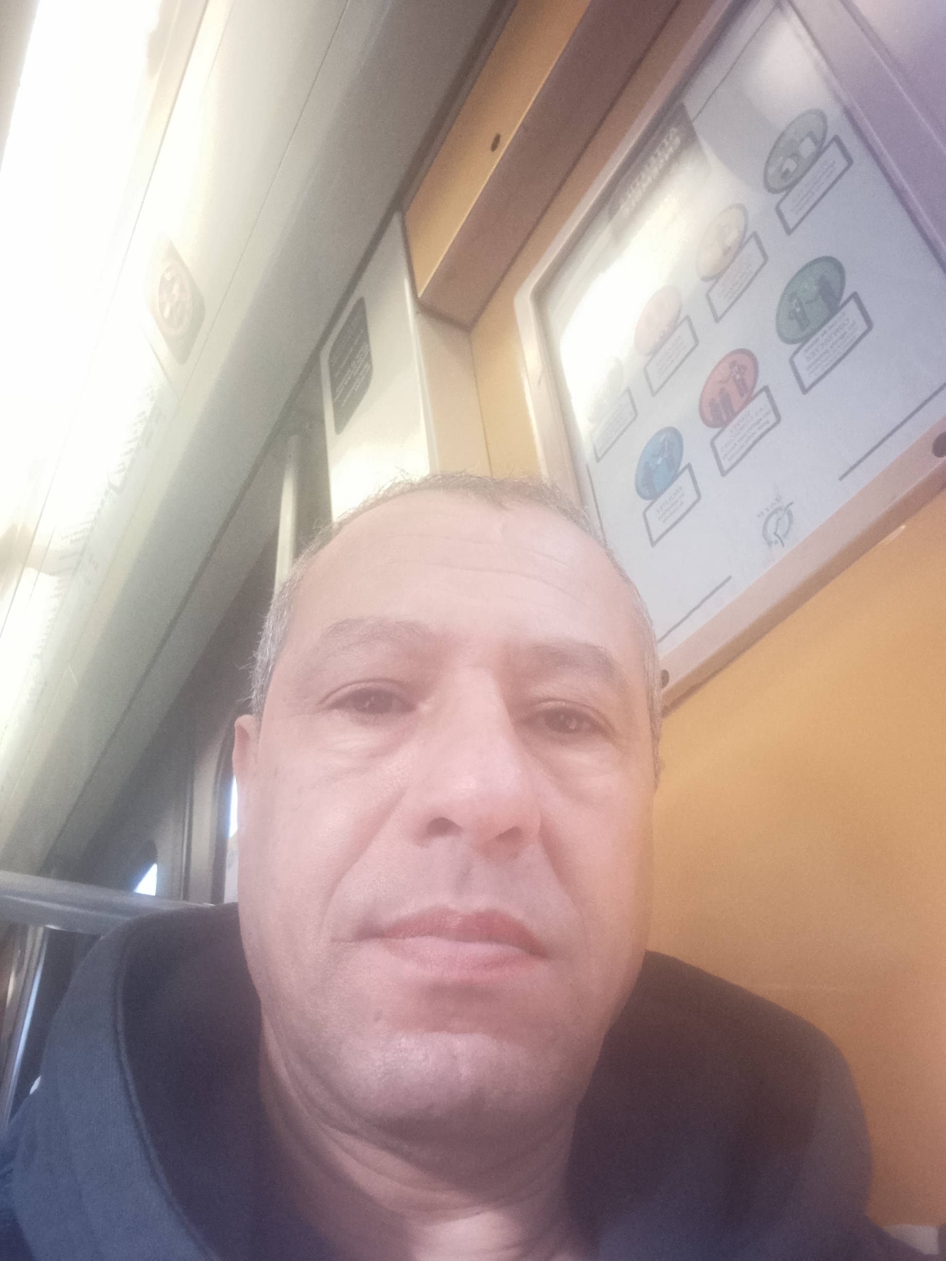 Hi