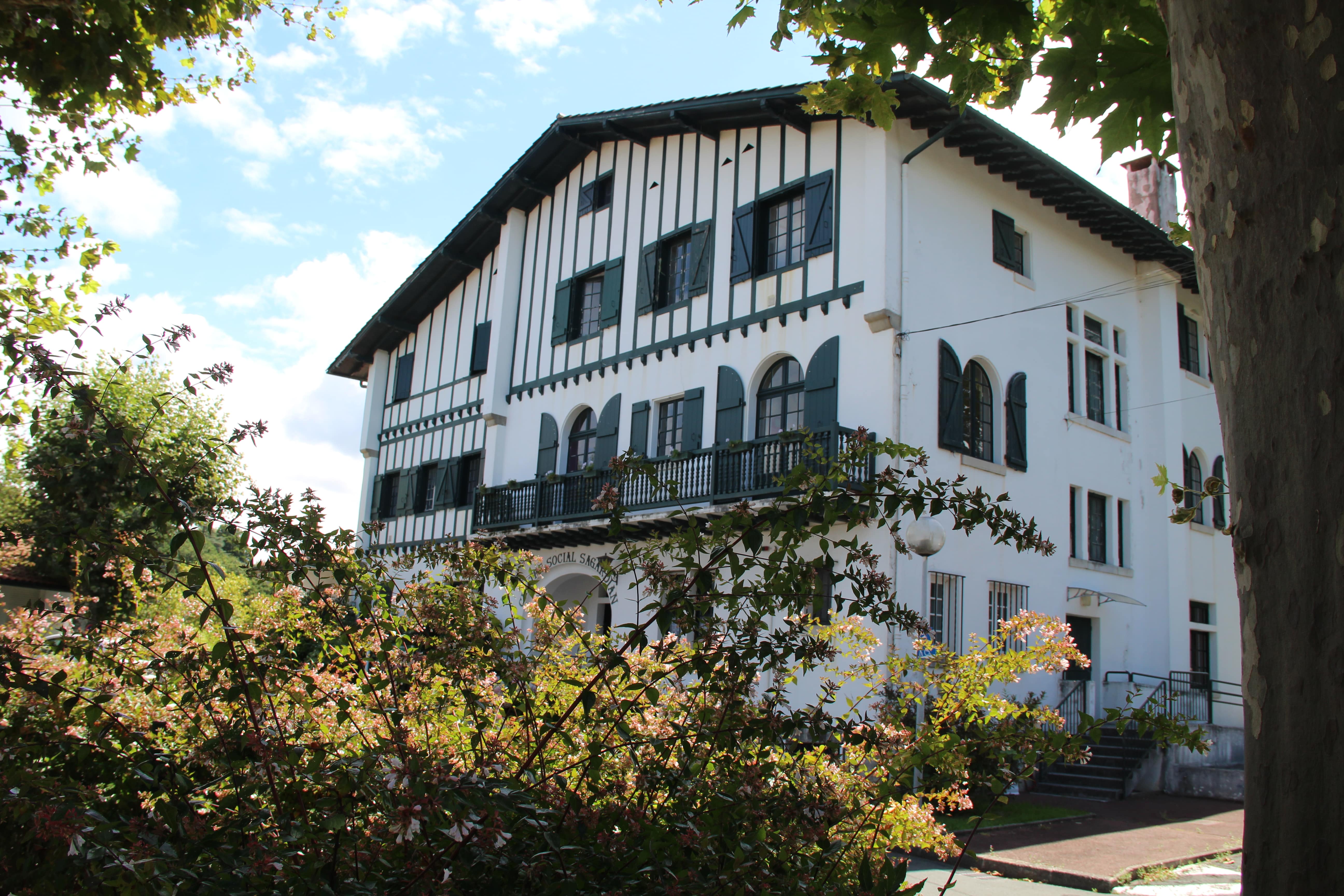 Centre Socio-Culturel Sagardian