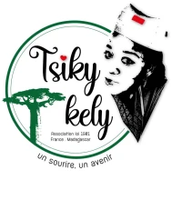 Tsiky kely - Petit Sourire
