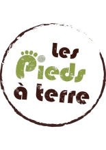 LES PIEDS A TERRE